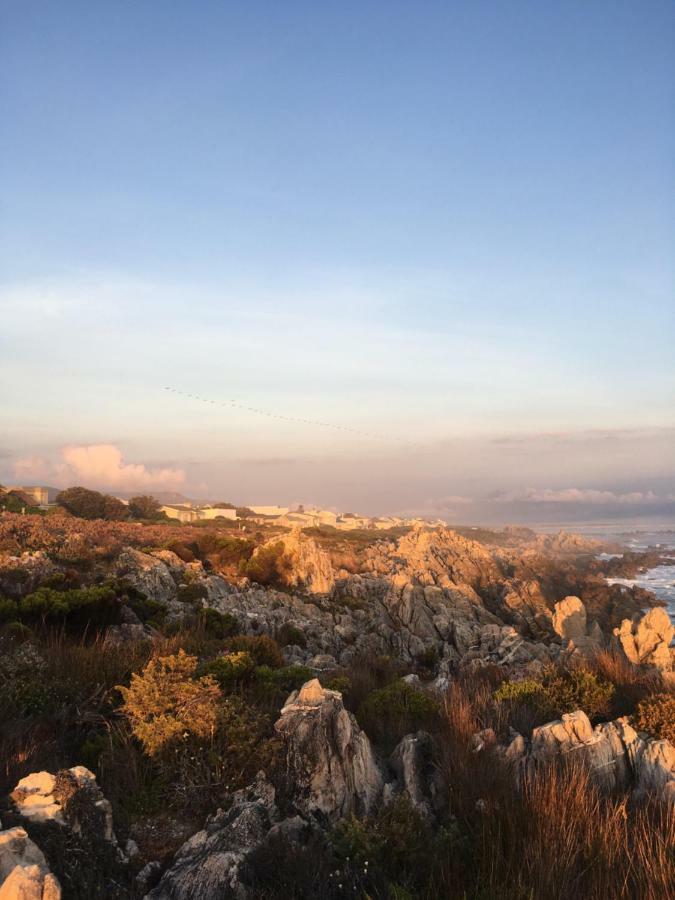 Rondawel With Sea View Apartment Kleinmond Exterior photo